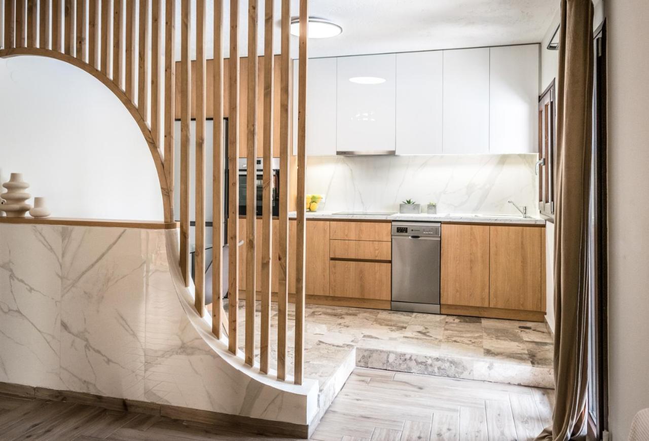 Niriides Luxury Villas แอร์ซอนิสซอส ภายนอก รูปภาพ