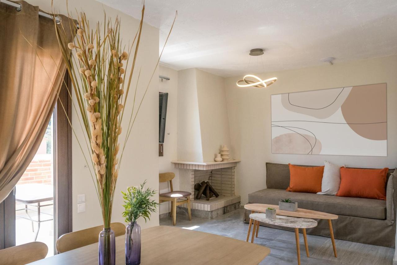 Niriides Luxury Villas แอร์ซอนิสซอส ภายนอก รูปภาพ